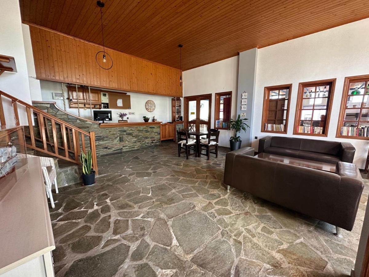 To Kyma Aparthotel Amarynthos Bagian luar foto