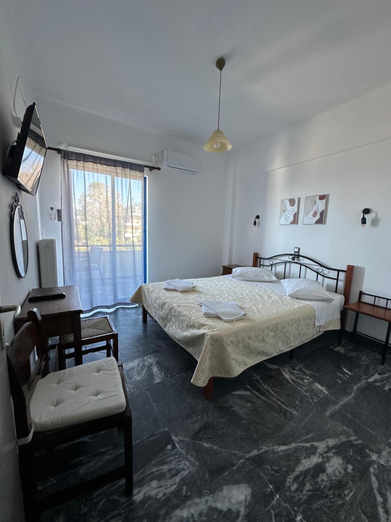 To Kyma Aparthotel Amarynthos Bagian luar foto