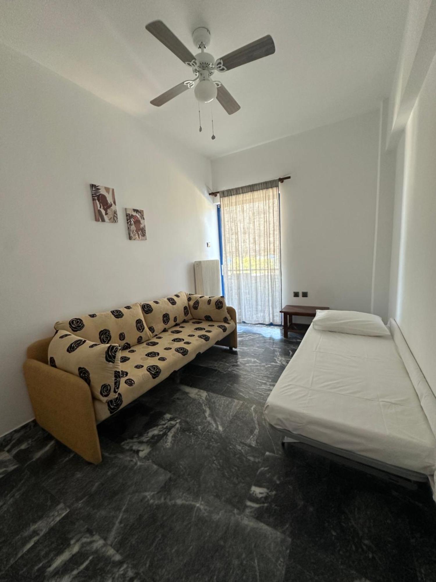 To Kyma Aparthotel Amarynthos Bagian luar foto