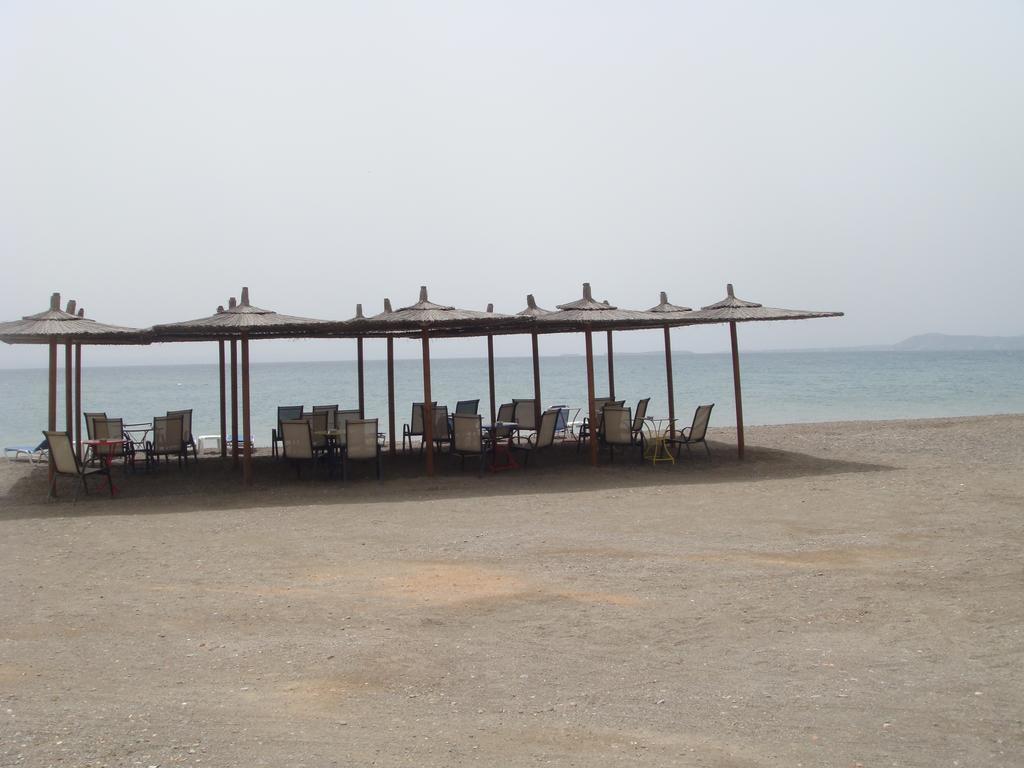 To Kyma Aparthotel Amarynthos Bagian luar foto